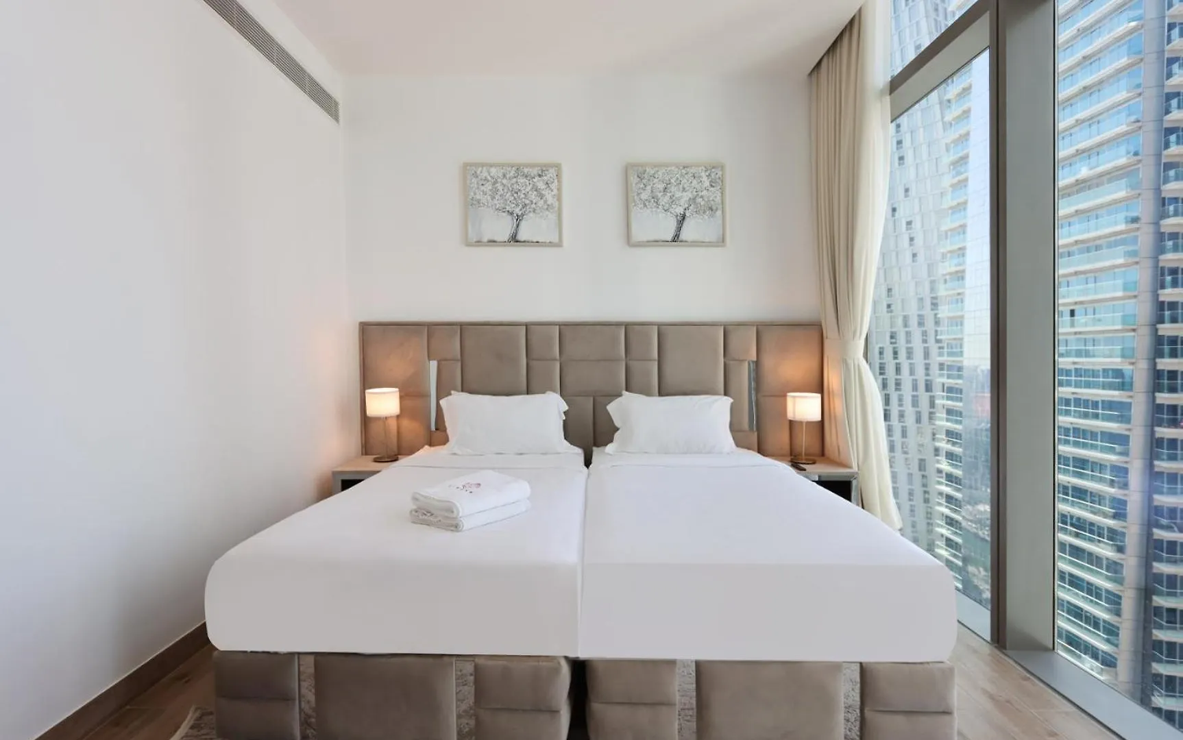 2Br Sunset View Suite -Jumeirah Living Marina Gate Dubai United Arab Emirates