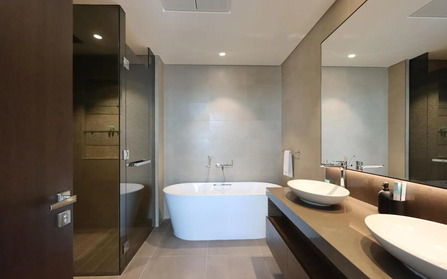 2Br Sunset View Suite -Jumeirah Living Marina Gate Dubai