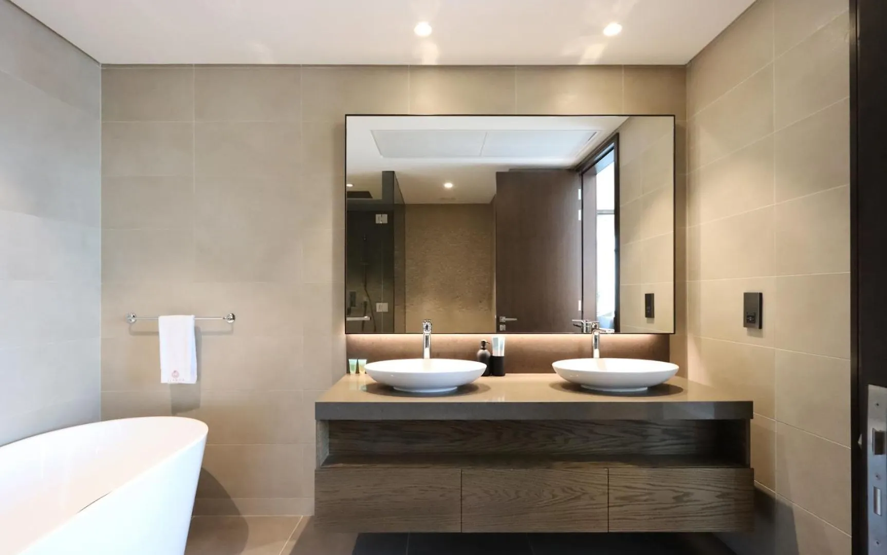 Apartment 2Br Sunset View Suite -Jumeirah Living Marina Gate Dubai United Arab Emirates